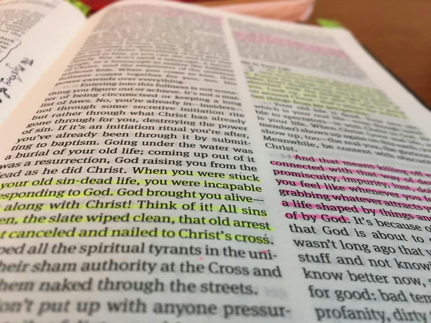 Inspirational Christian Books for Your Collection